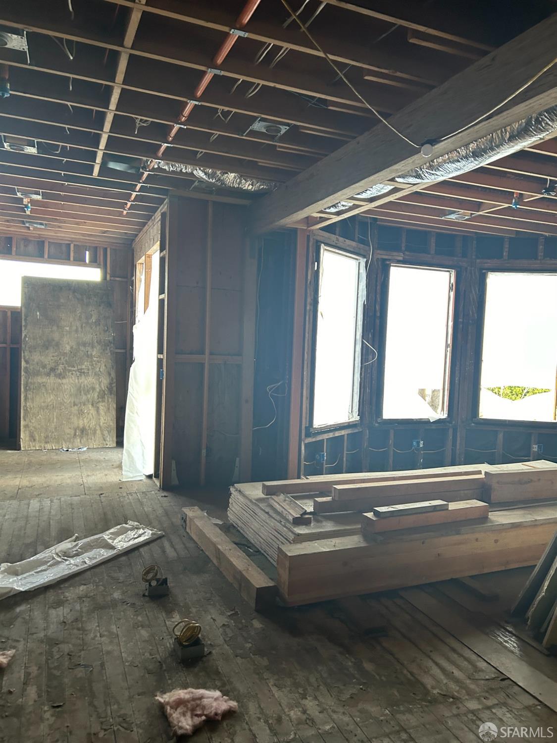 1460-1462 Waller Street