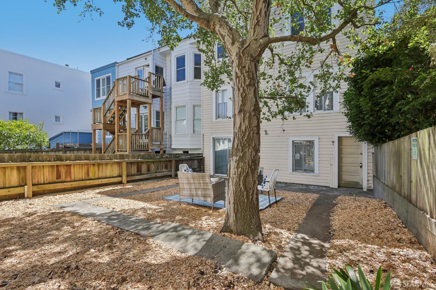 168 Grattan Street # 168