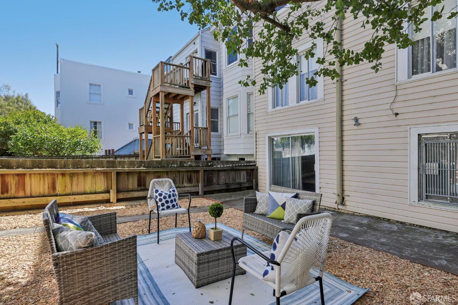 168 Grattan Street # 168
