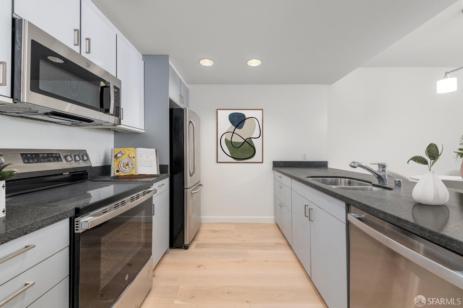 451 Kansas Street # 459