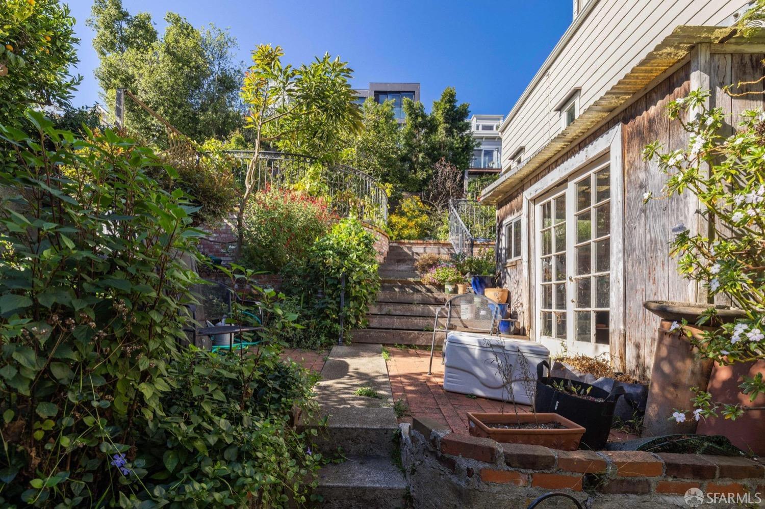 326 Eureka Street