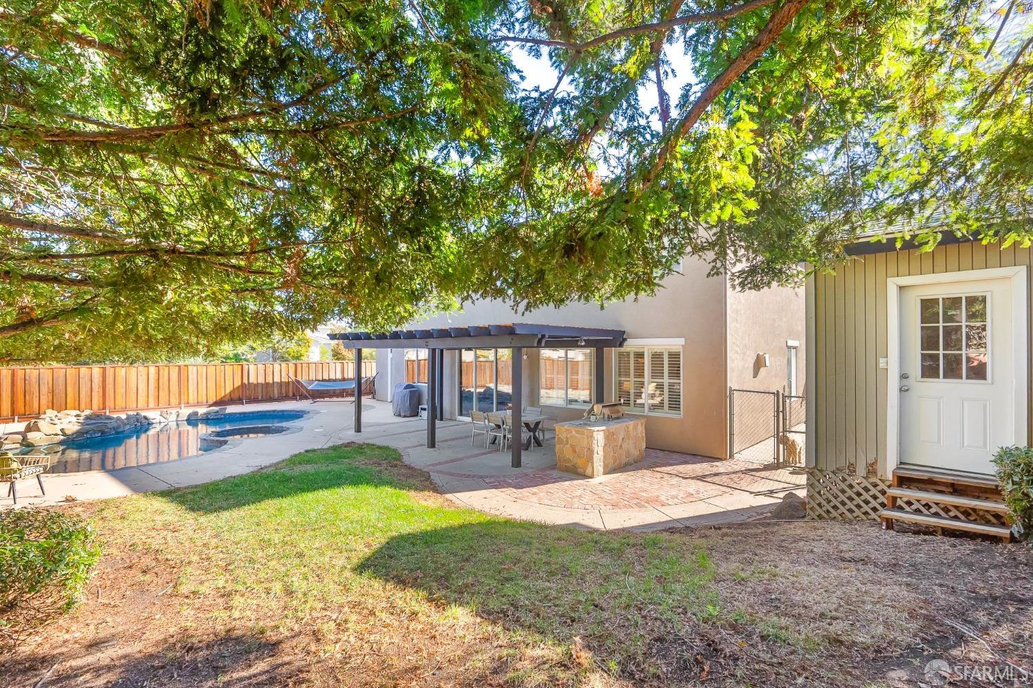 5000 Hawxhurst Court