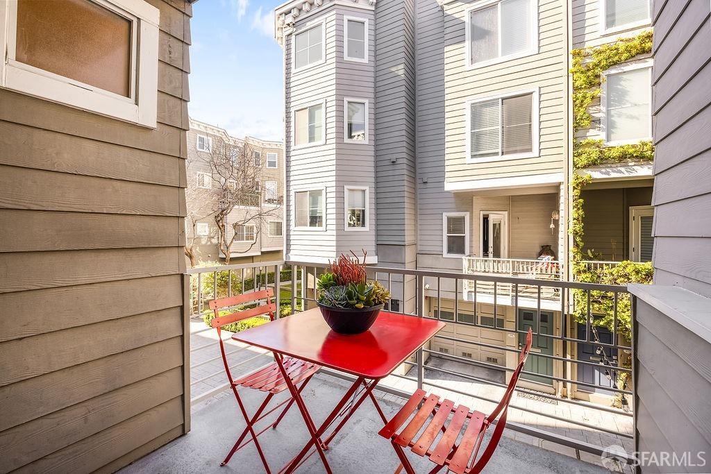23 Scott Alley