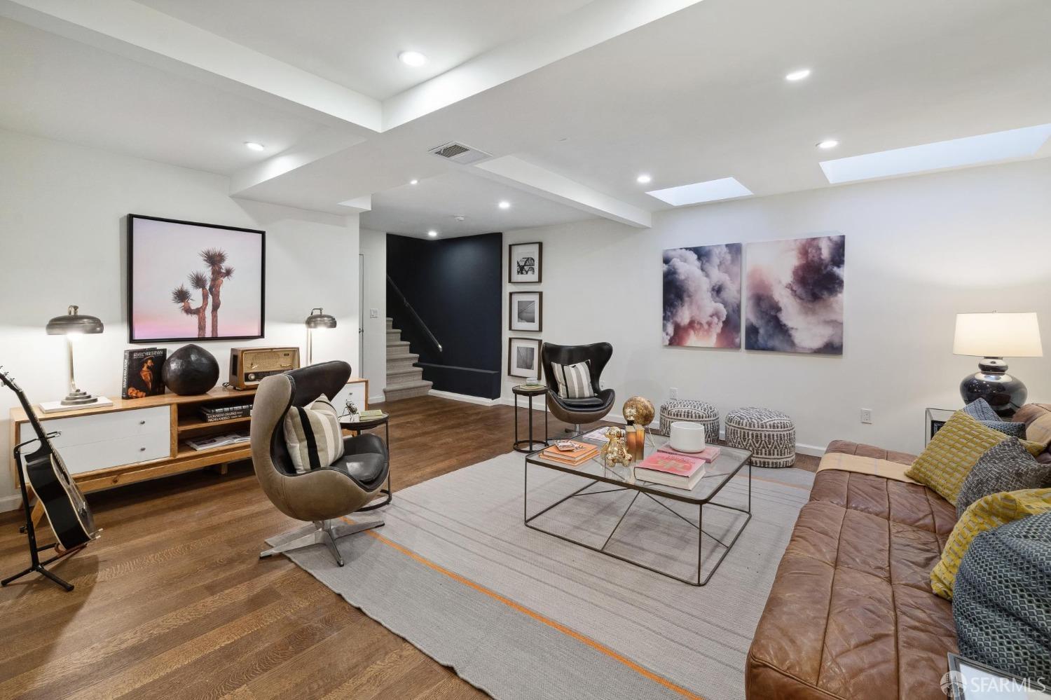 162 9th Avenue