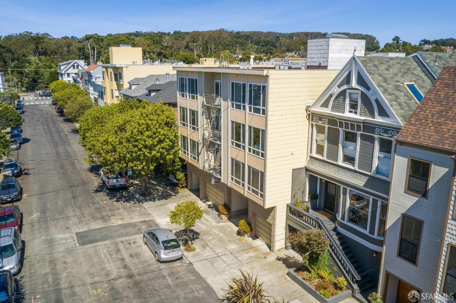 162 9th Avenue
