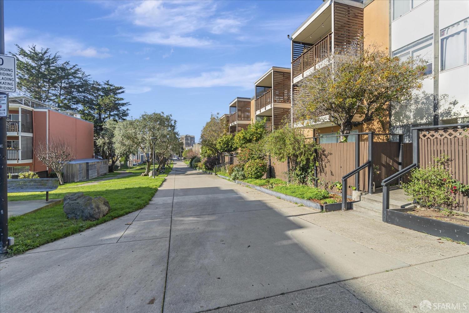 1 Western Shore Lane # 3