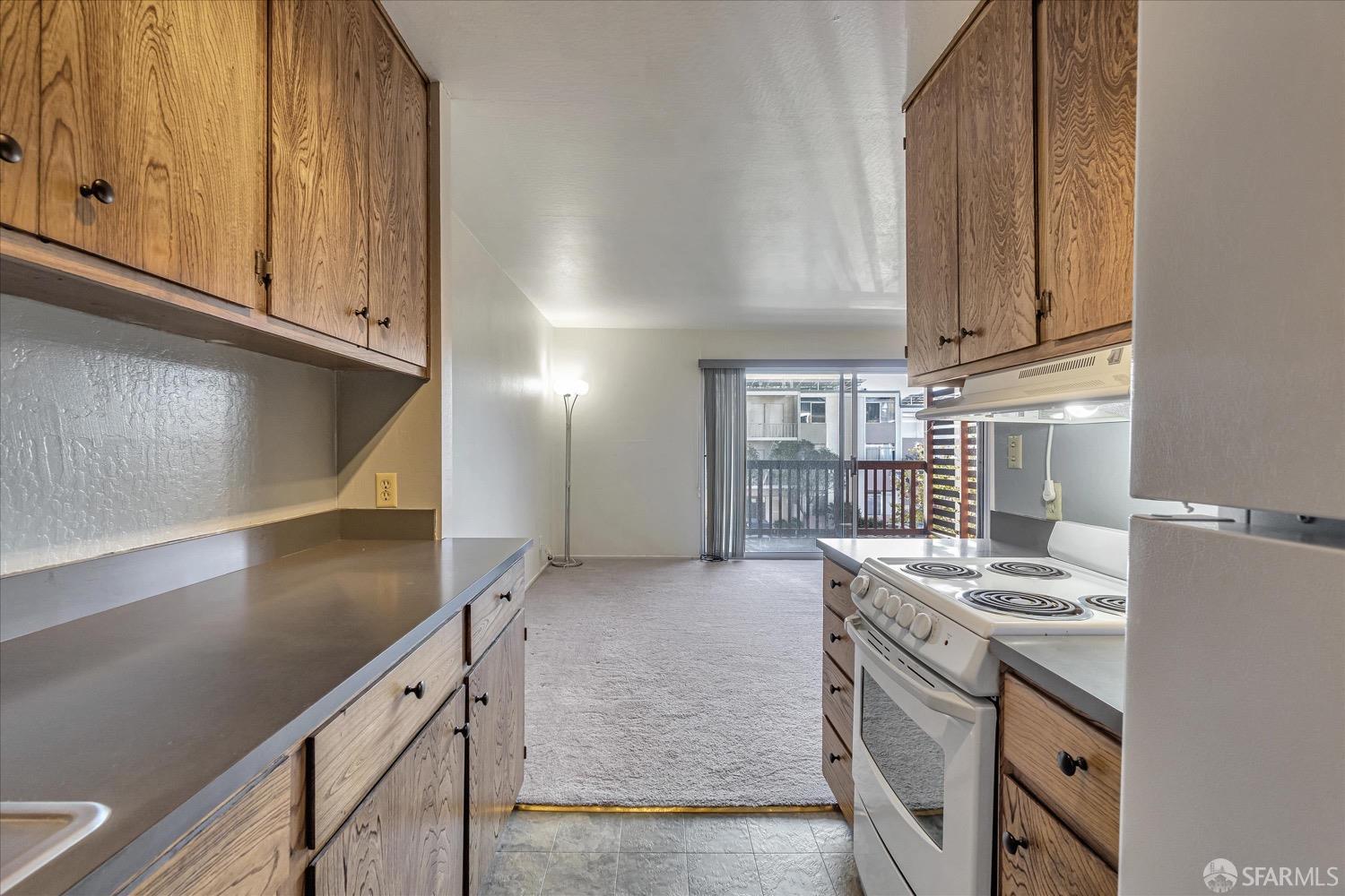 1 Western Shore Lane # 3