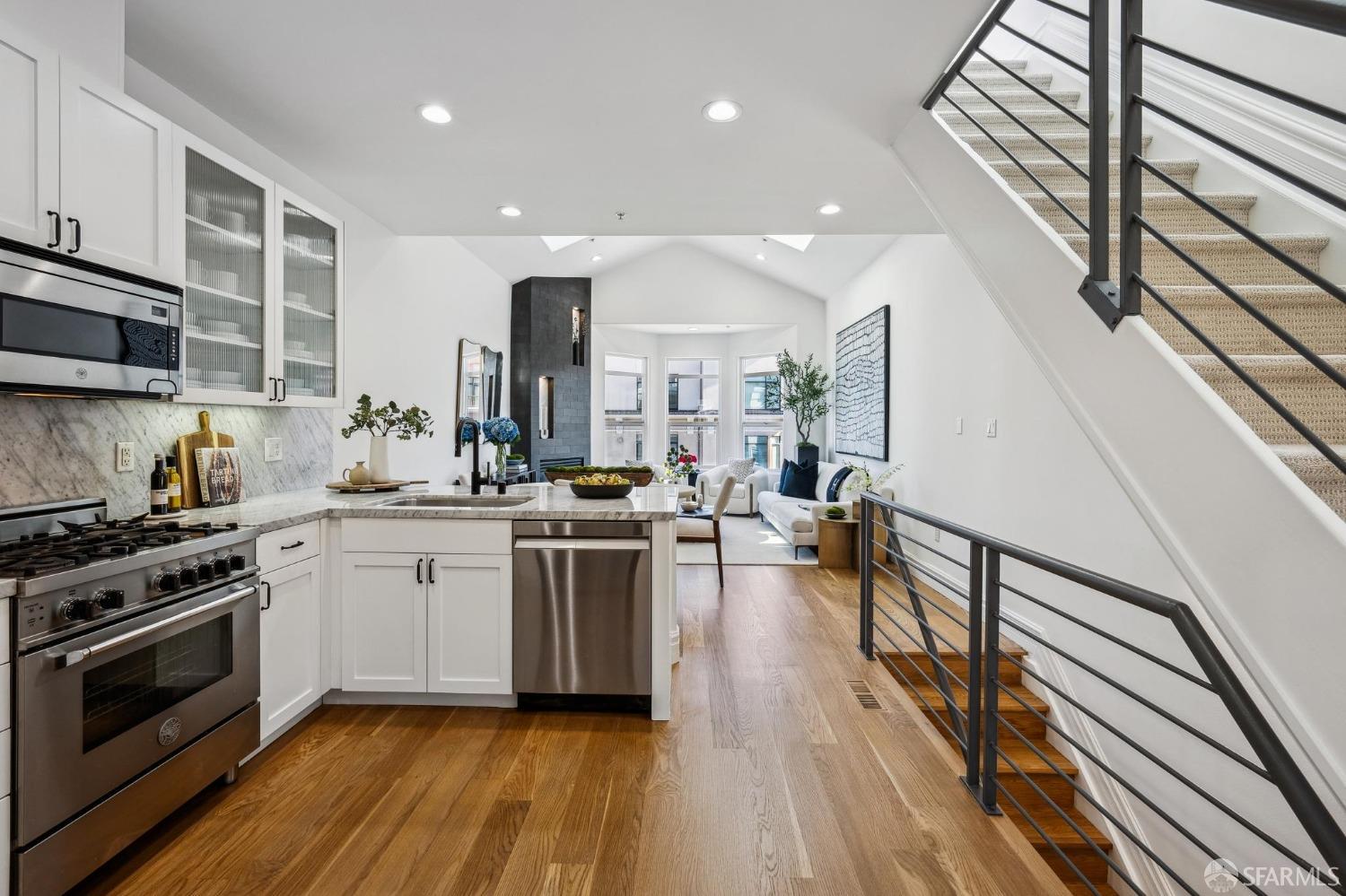 1601 Pacific Avenue # 406