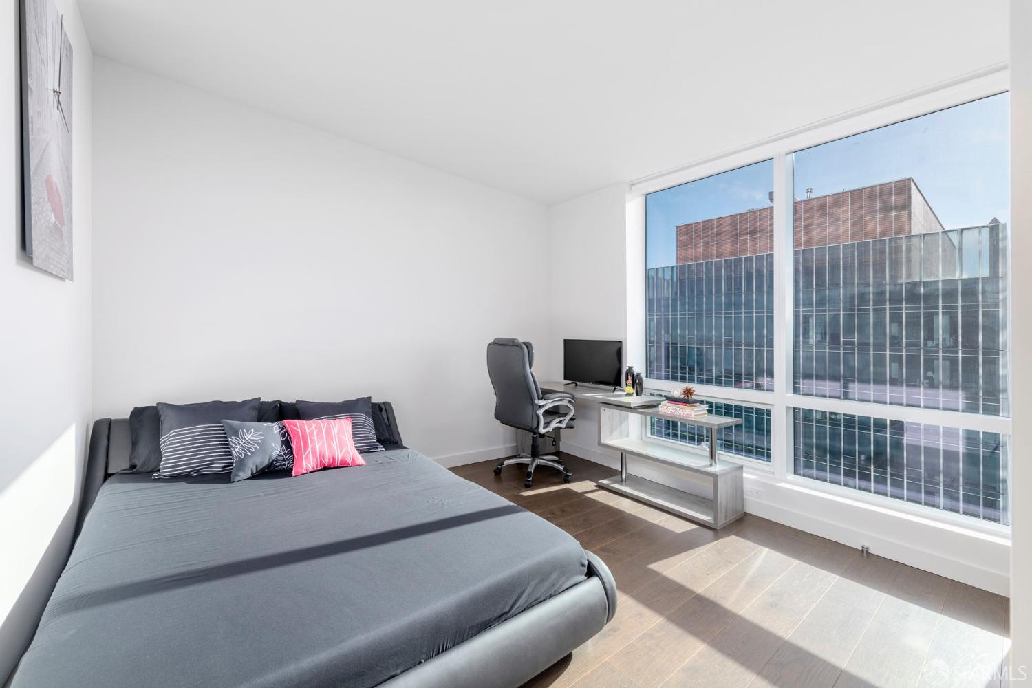 488 Folsom Street # 4104