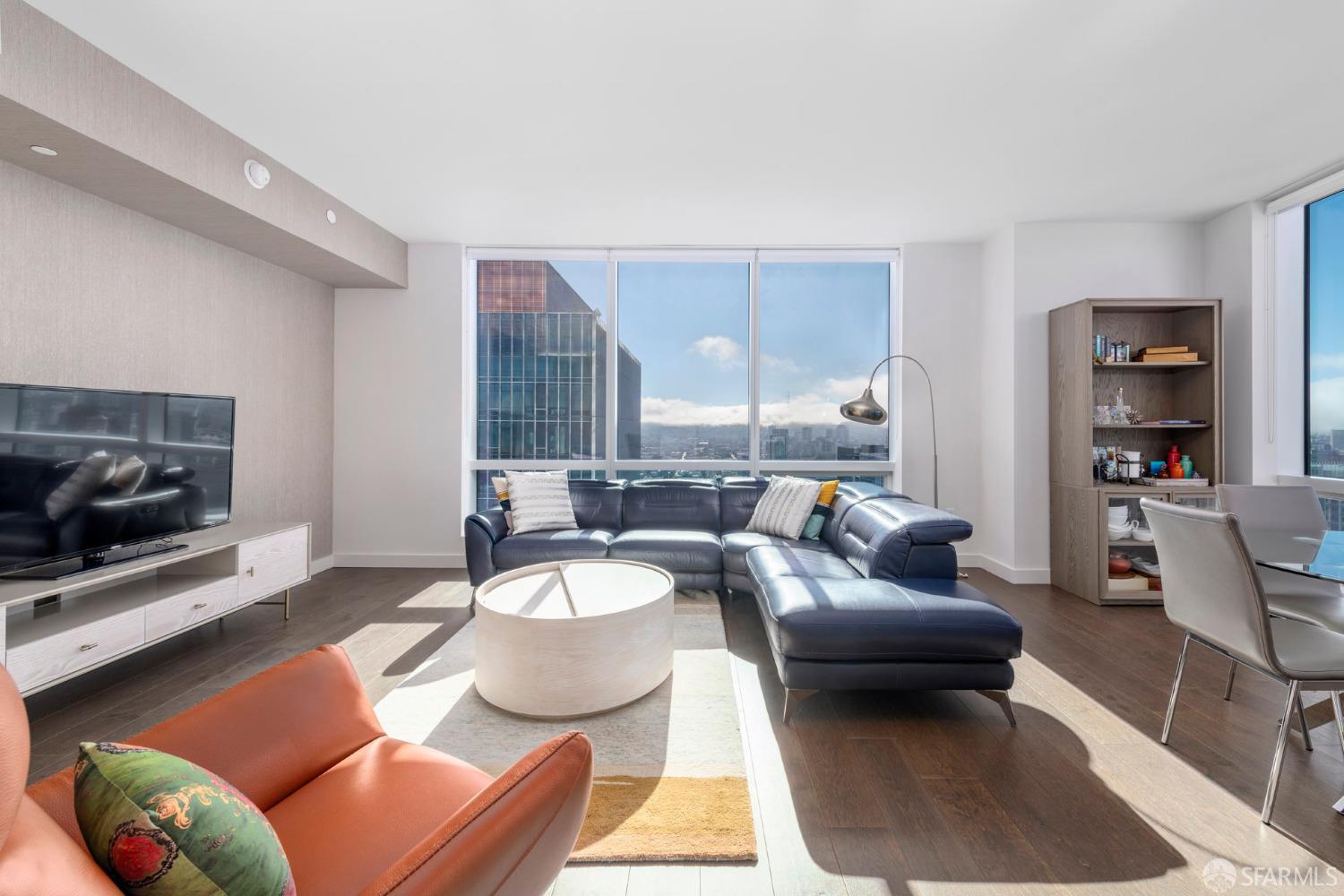 488 Folsom Street # 4104