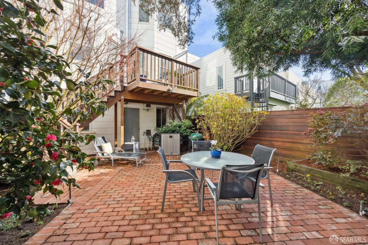 3747 Scott Street