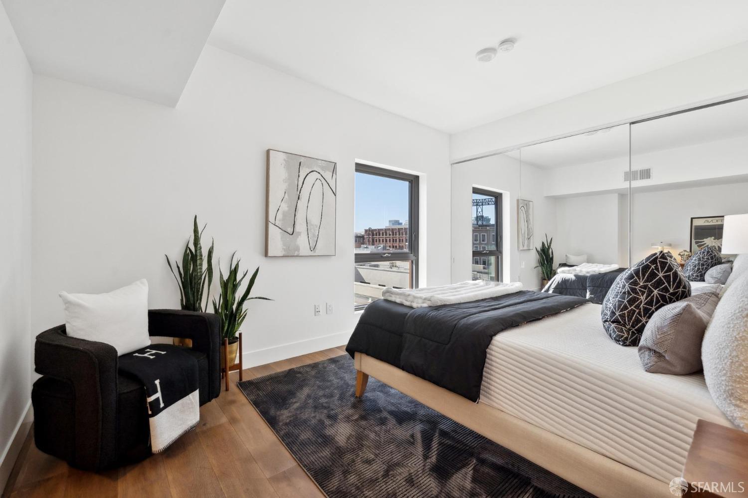 72 Townsend Street # 806