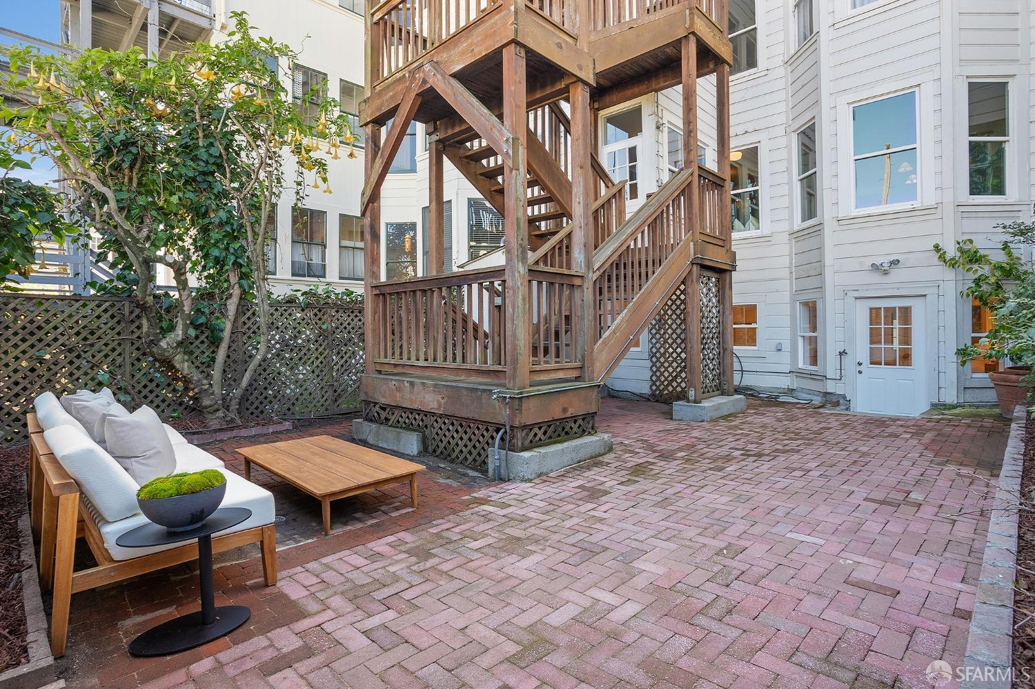 155 Vicksburg Street