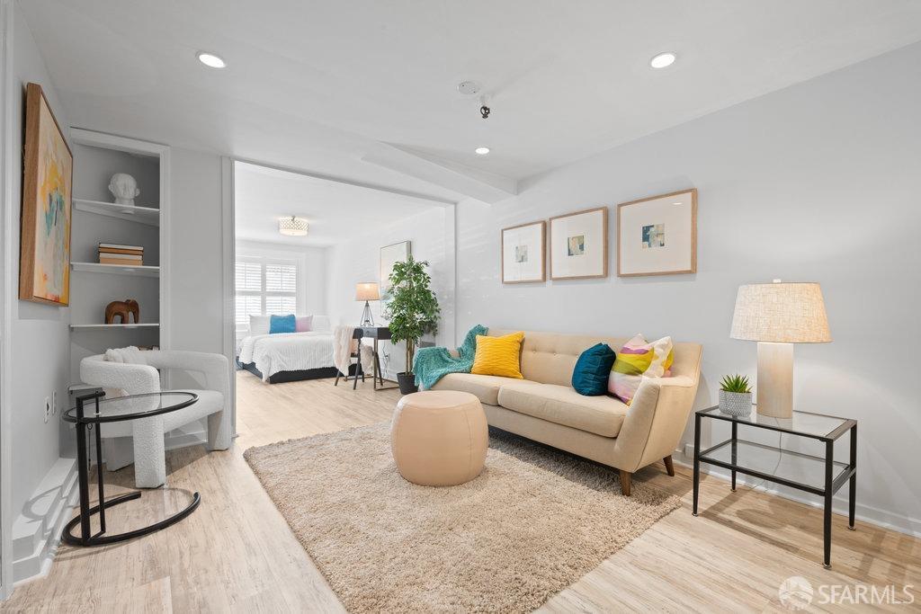3720 Sacramento Street # 5