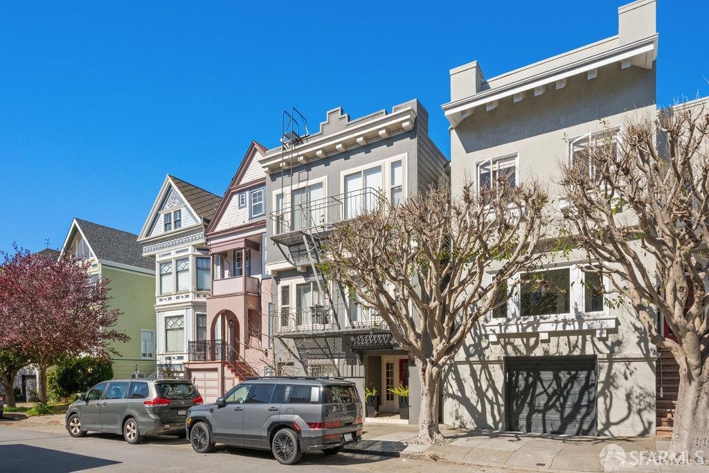 3720 Sacramento Street # 5