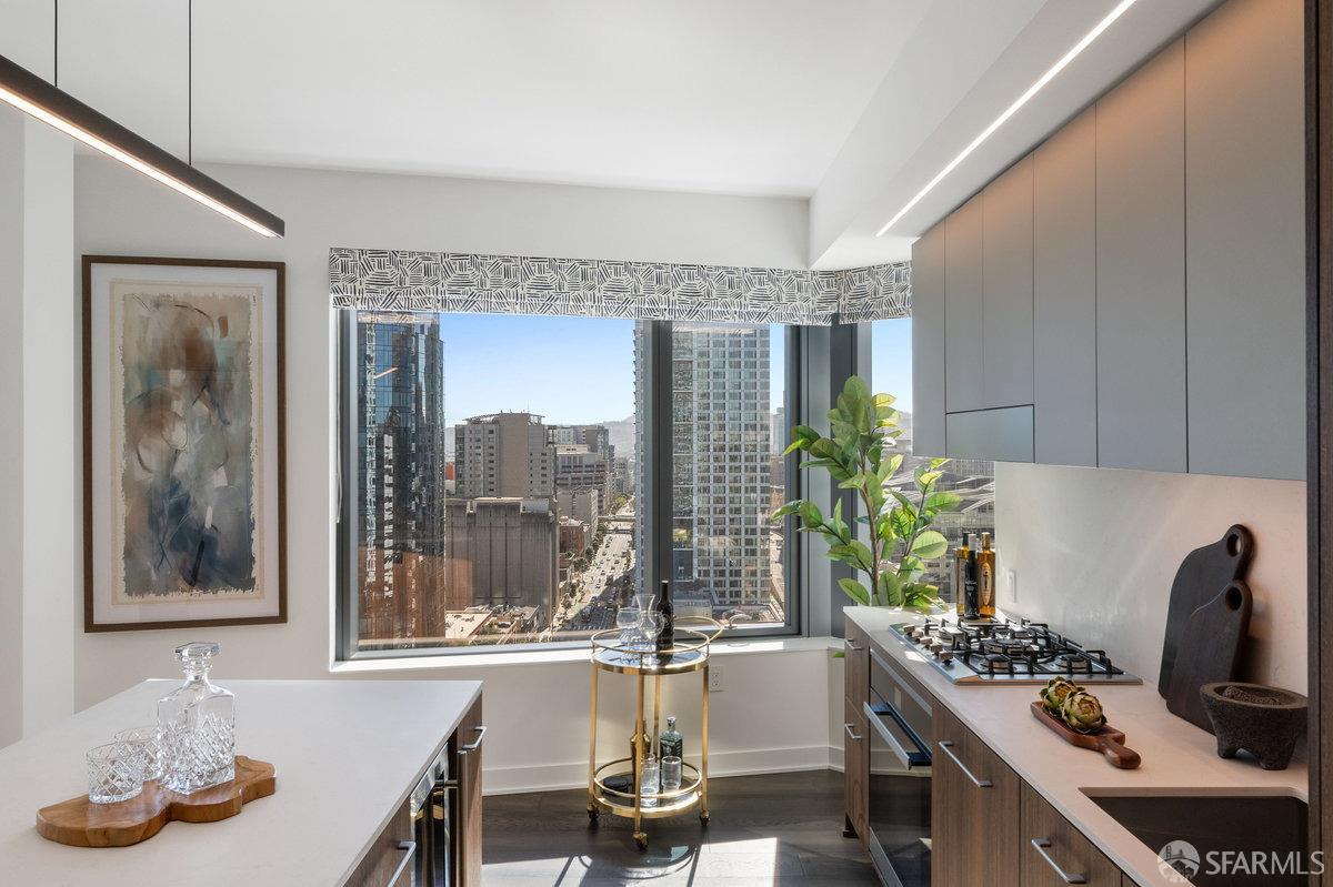 280 Spear Street # 23C