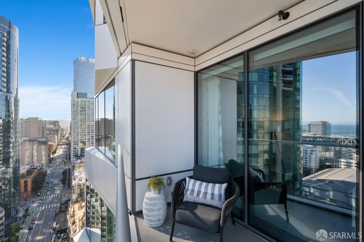 280 Spear Street # 23C