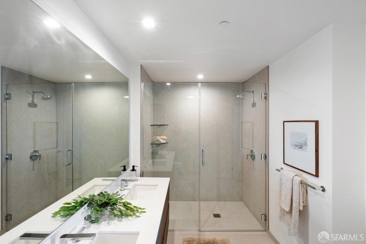 280 Spear Street # 23C