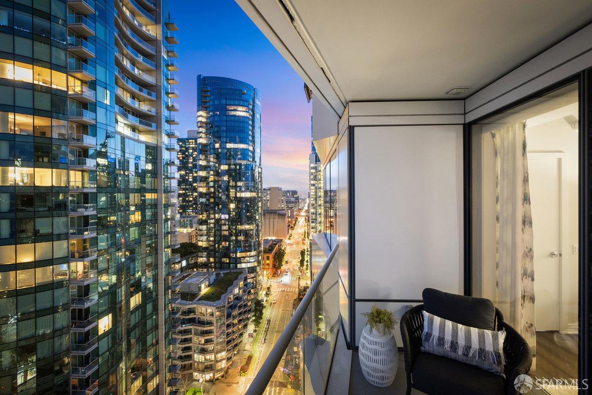 280 Spear Street # 23C