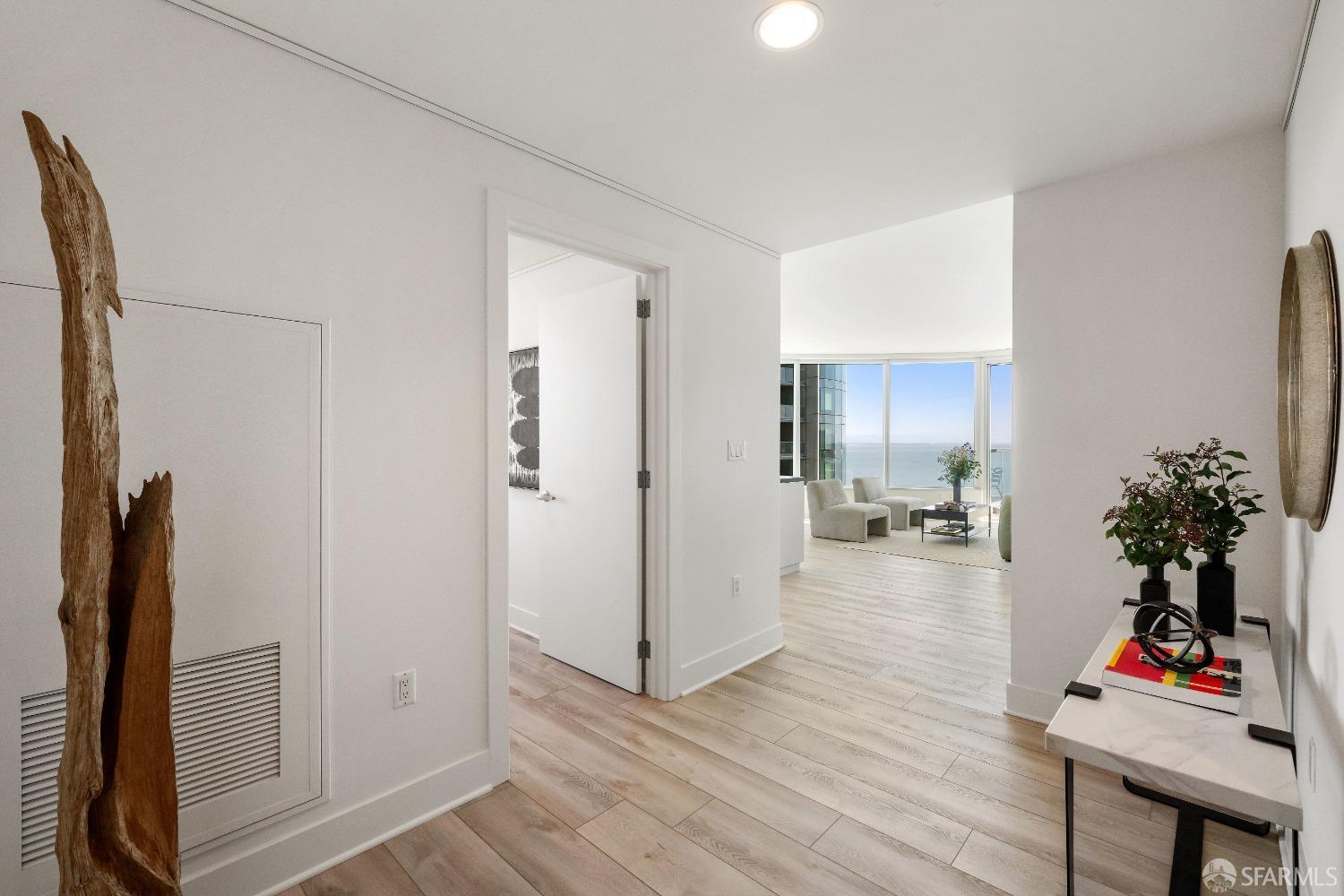 301 Main Street # 33C
