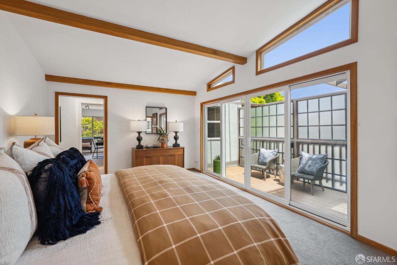 993-995 Duncan Street