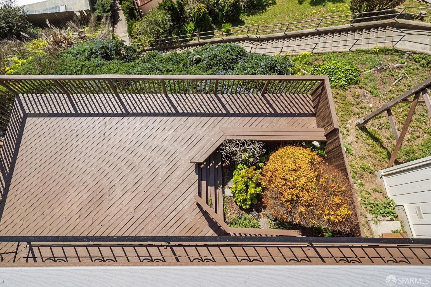 993-995 Duncan Street