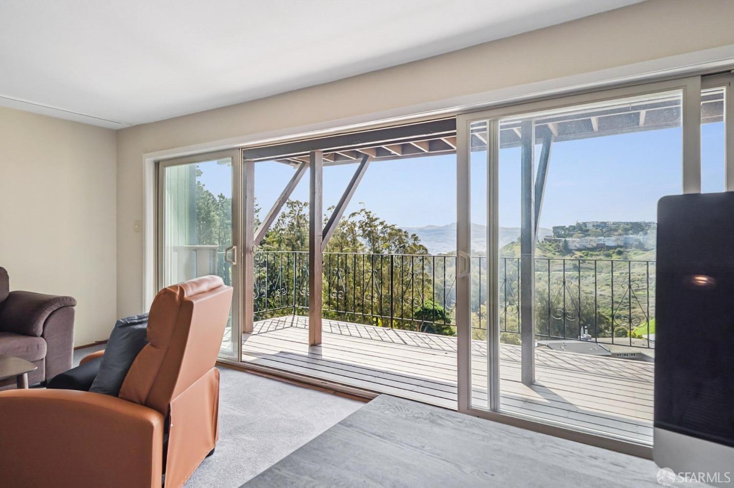 993-995 Duncan Street