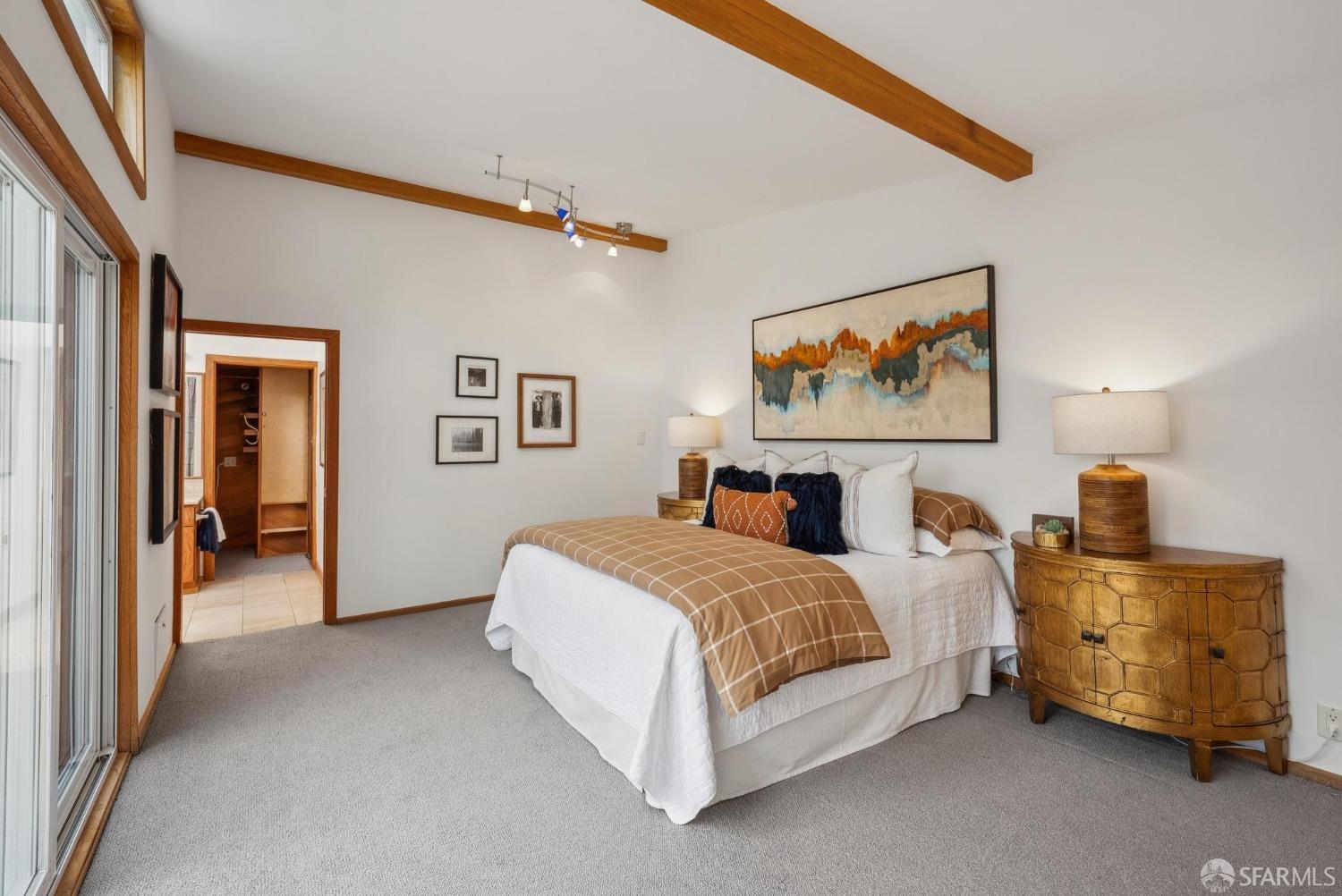 993-995 Duncan Street