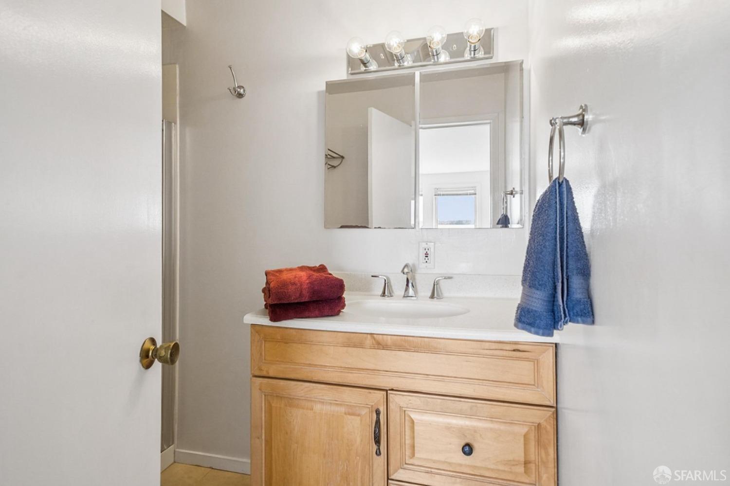 993-995 Duncan Street