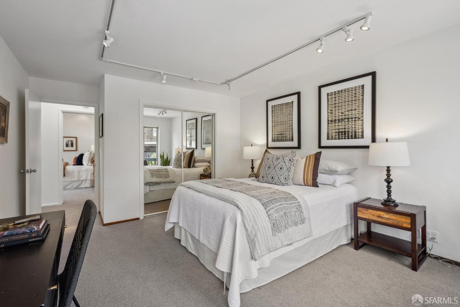 993-995 Duncan Street