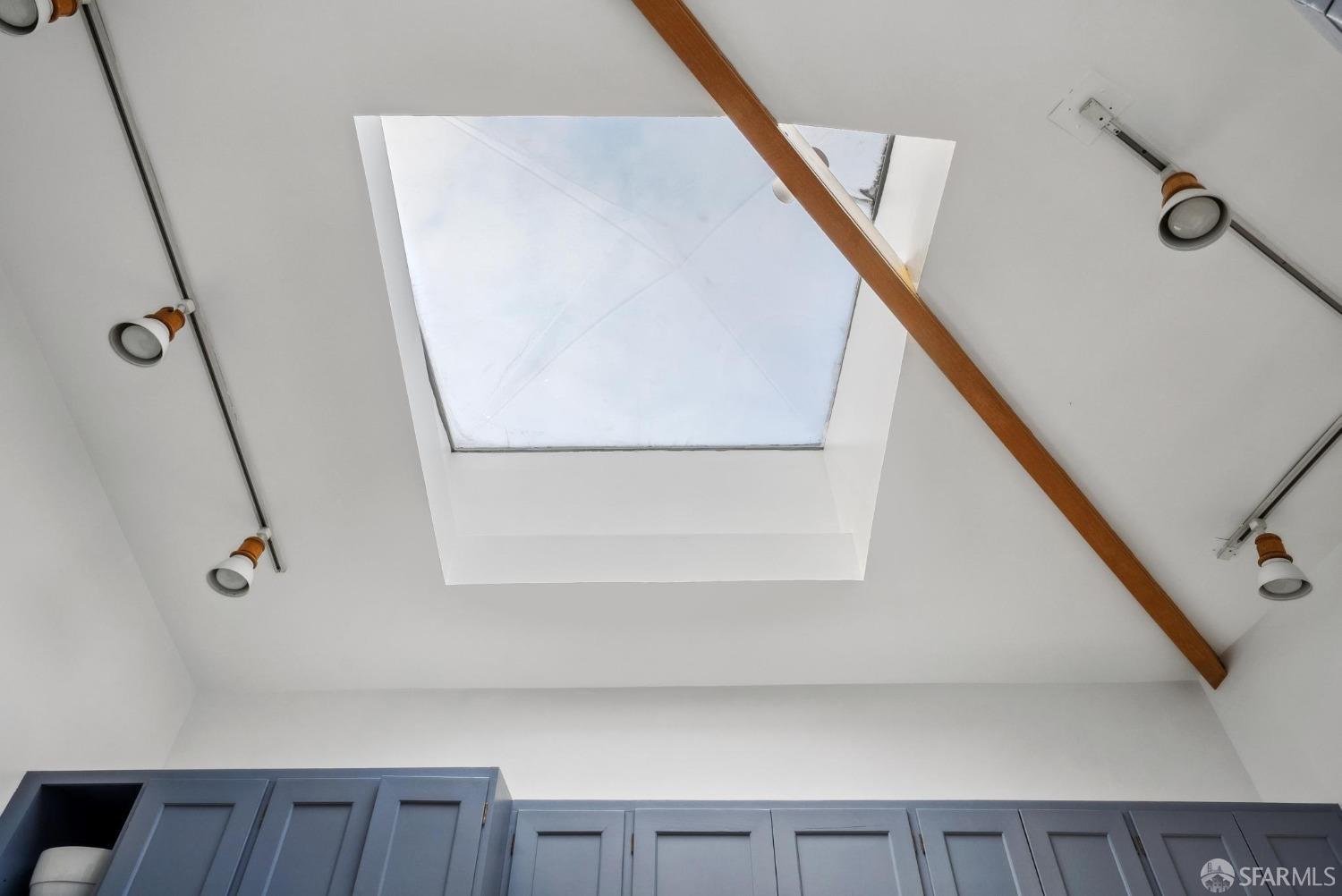 993-995 Duncan Street