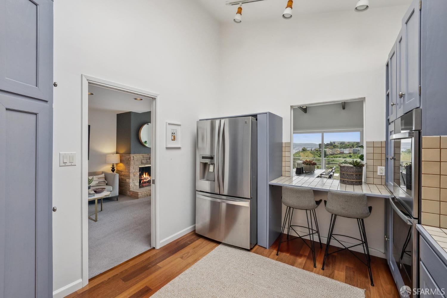 993-995 Duncan Street