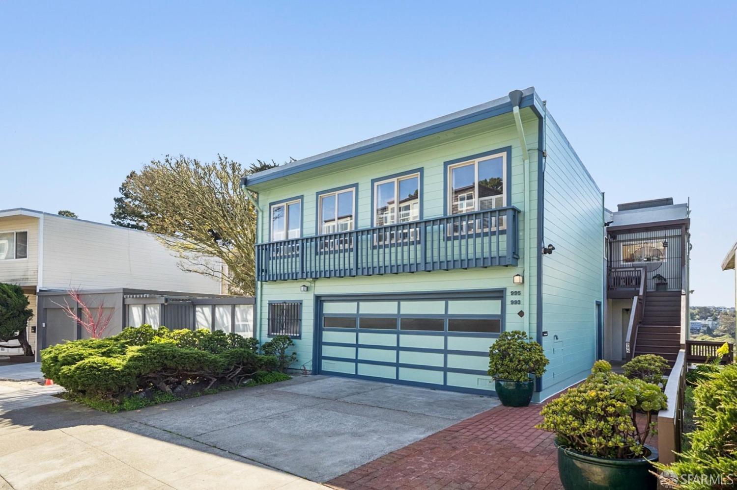 993-995 Duncan Street