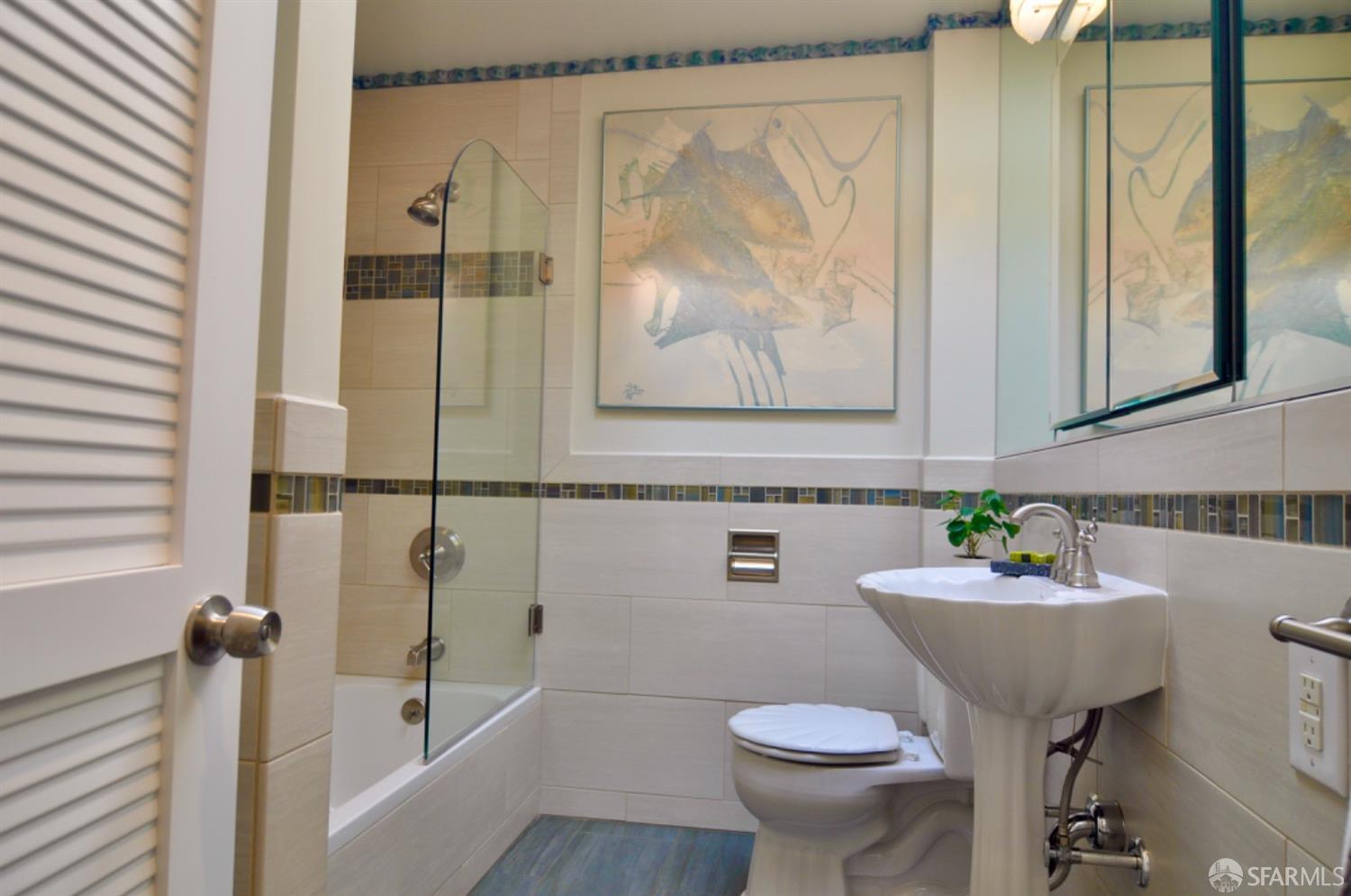 326 Los Palmos Drive