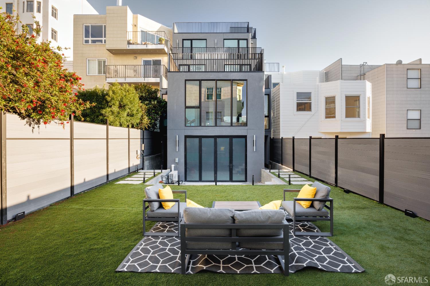 1336 Chestnut Street