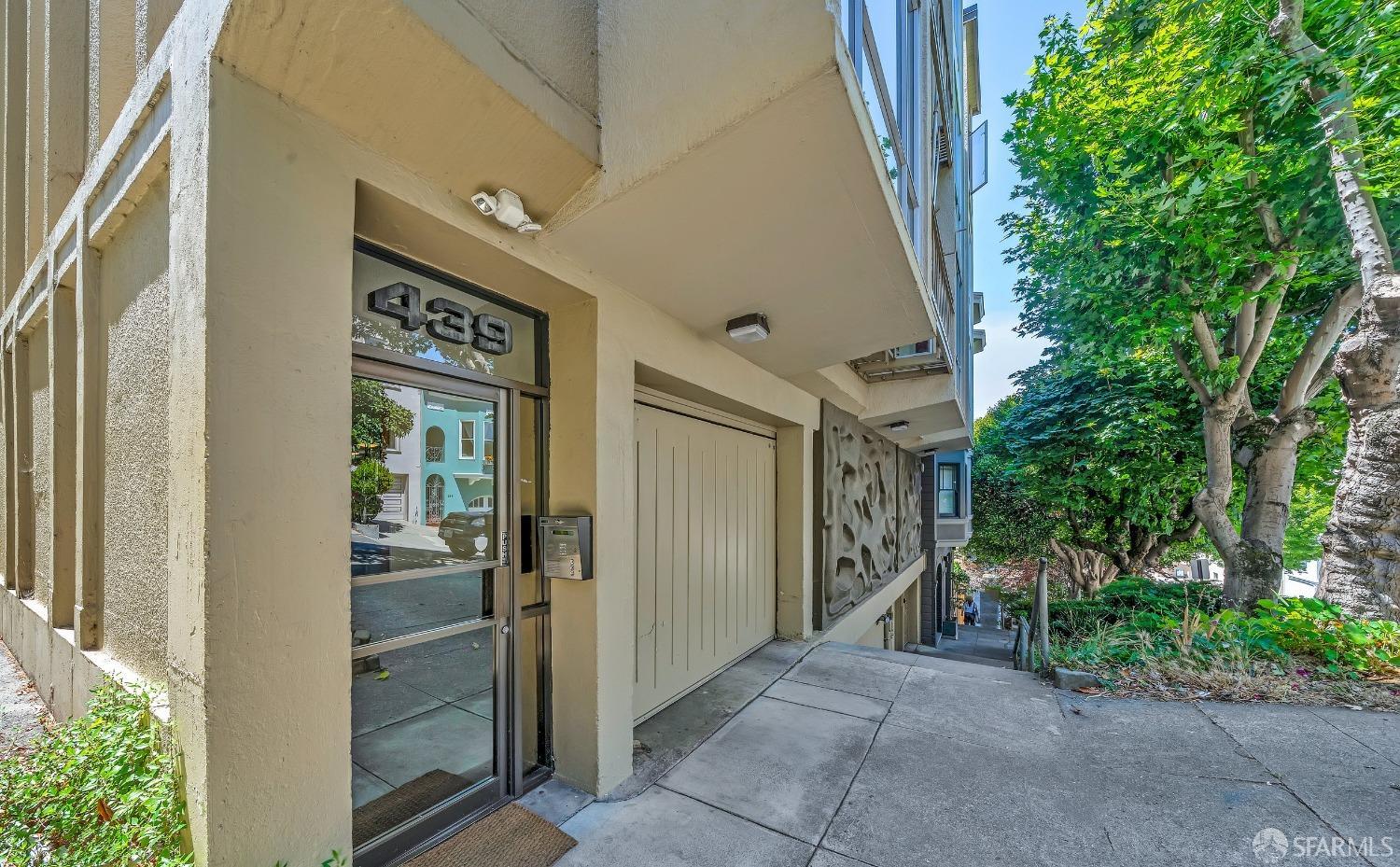 439 Greenwich Street # 9