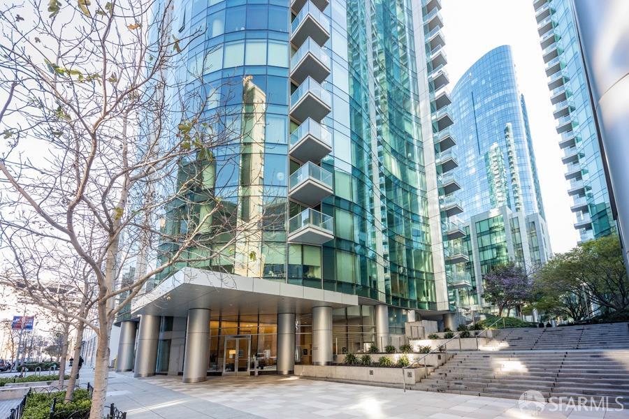 301 Main Street # 10H