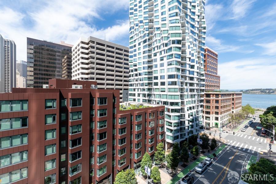 301 Main Street # 10H