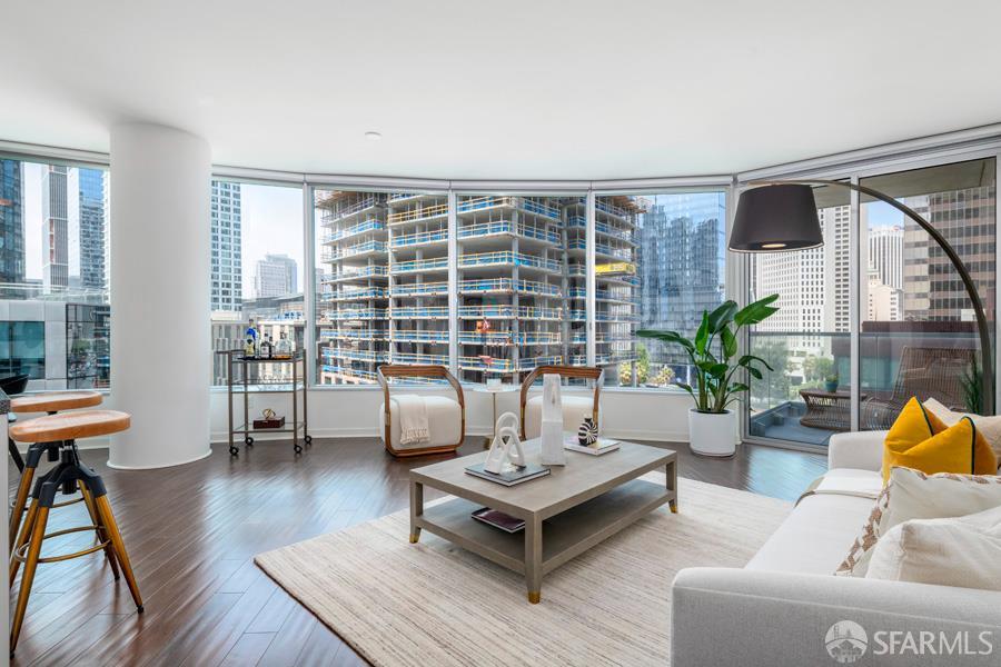301 Main Street # 10H