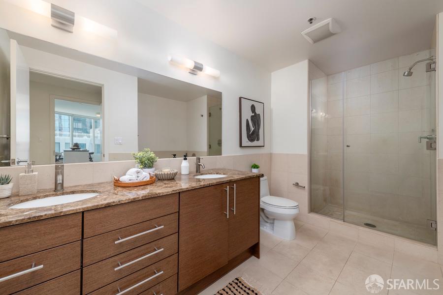 301 Main Street # 10H