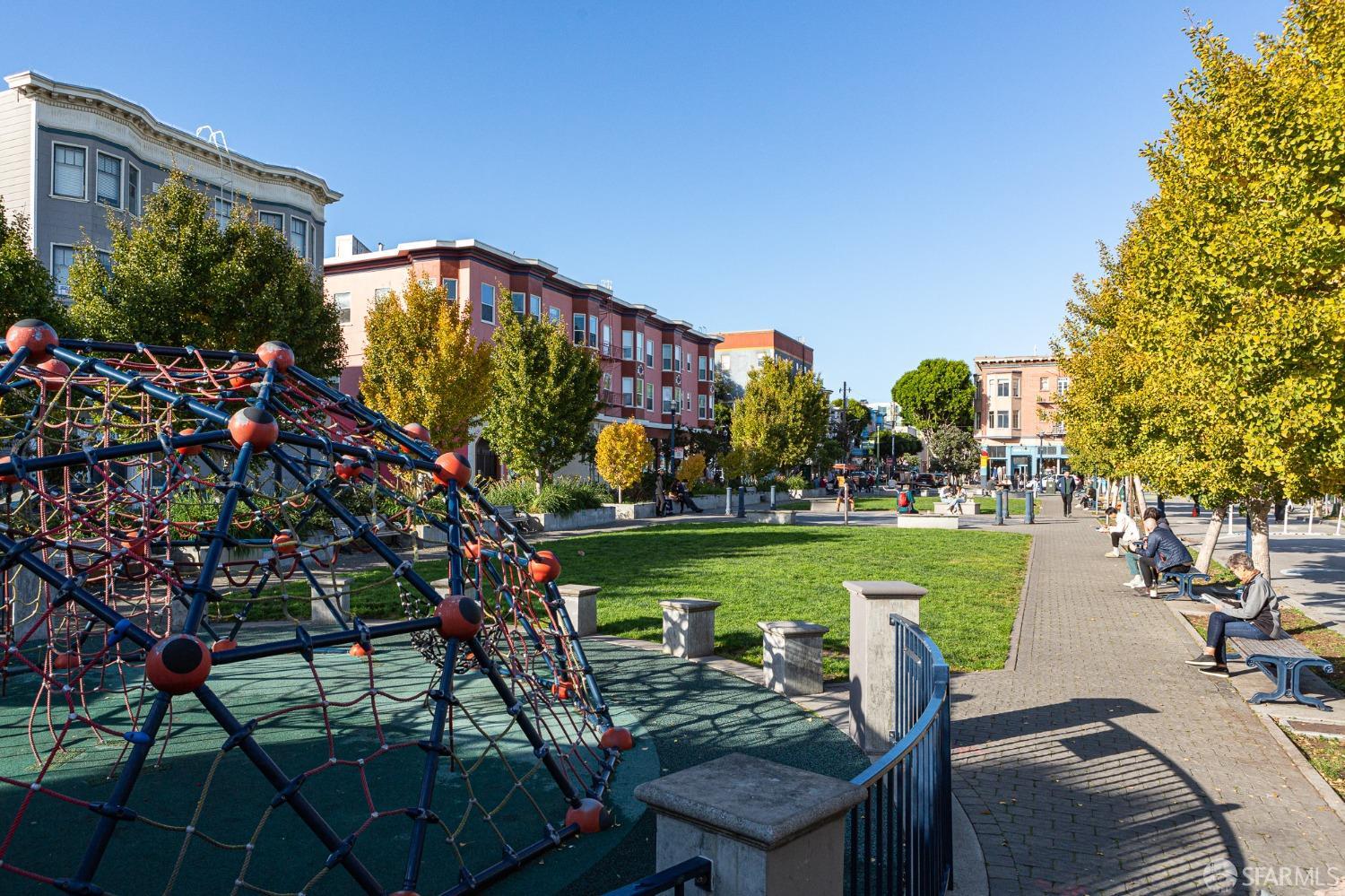 1520 Ofarrell Street # 4