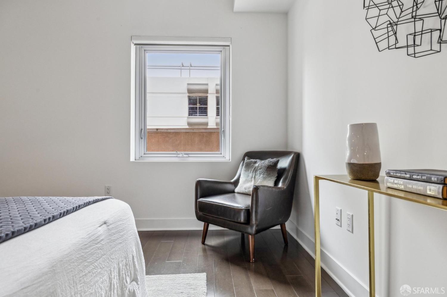 72 Townsend Street # 301