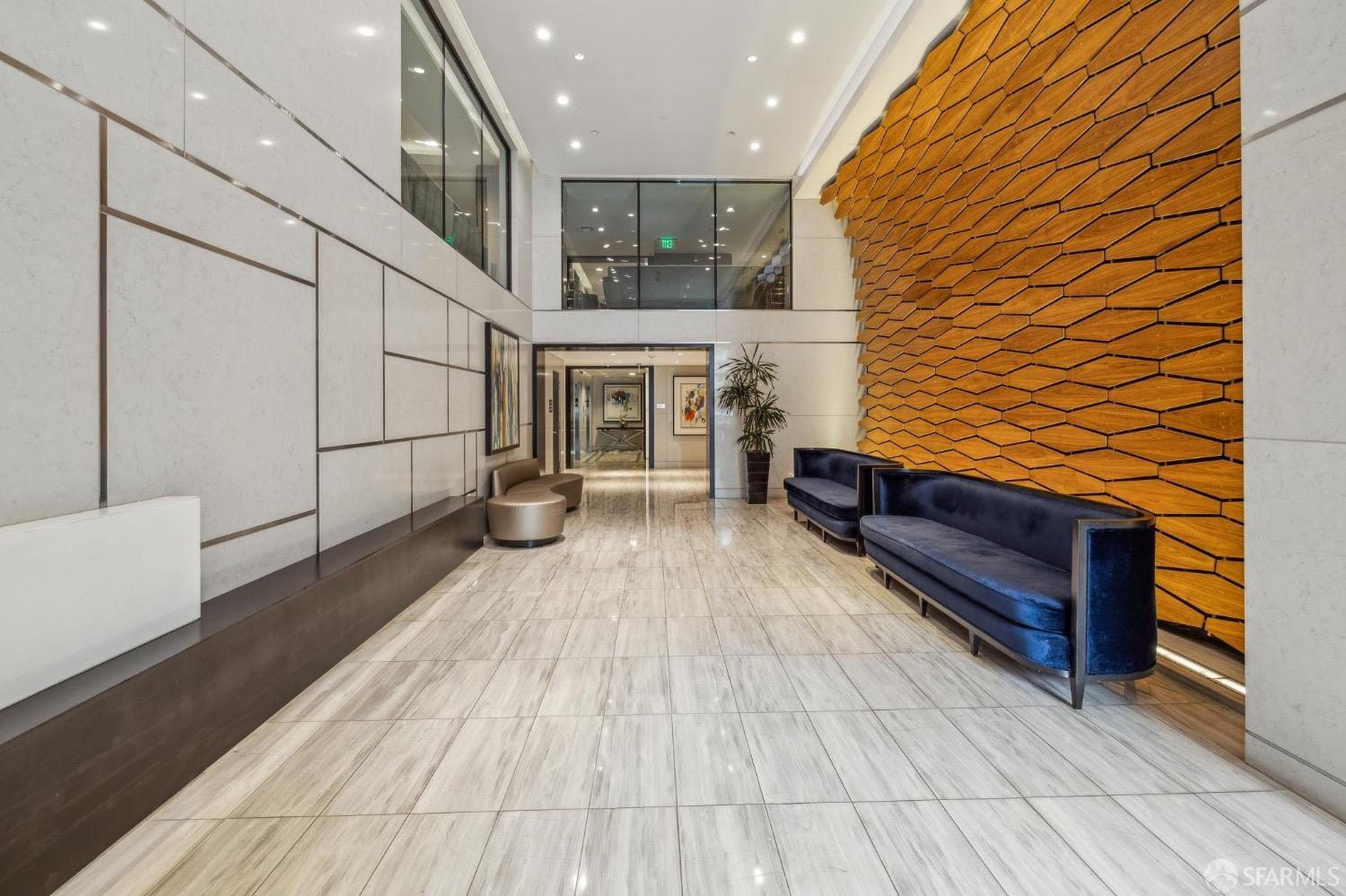72 Townsend Street # 301