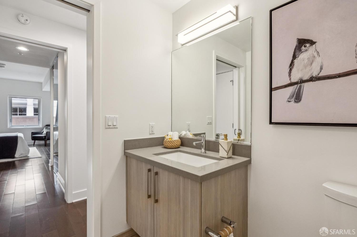 72 Townsend Street # 301