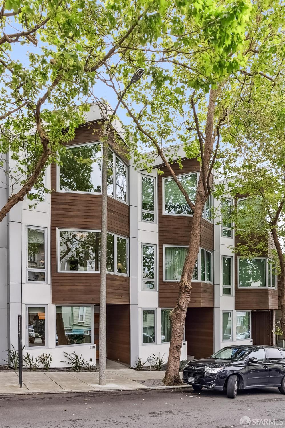2471 Clay Street