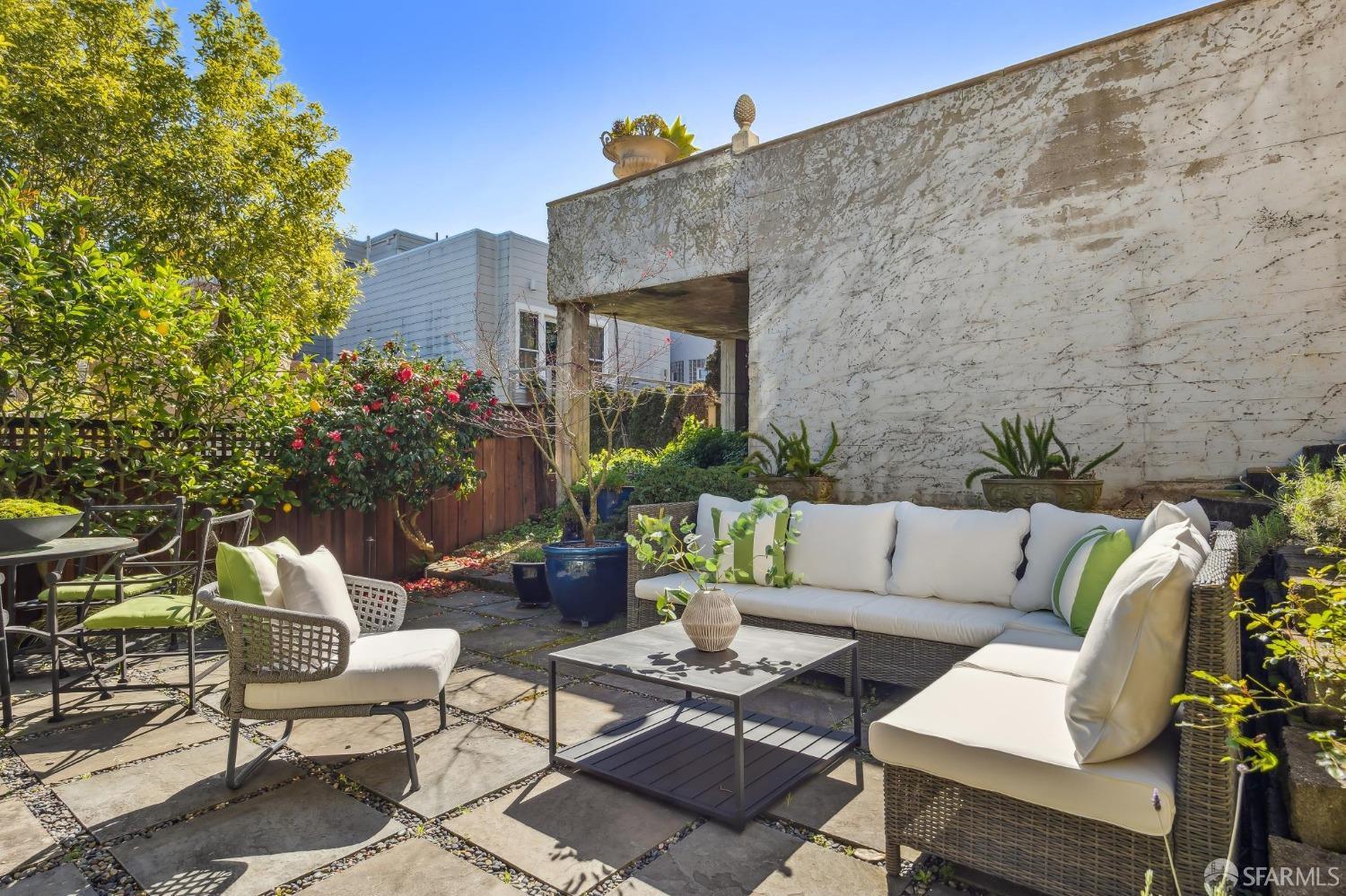 25 Alpine Terrace # A