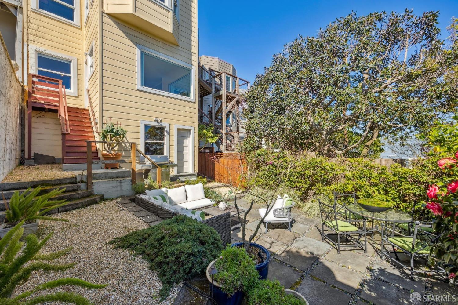 25 Alpine Terrace # A