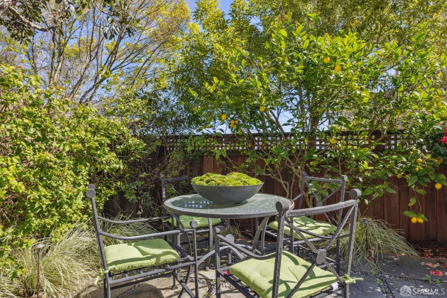 25 Alpine Terrace # A