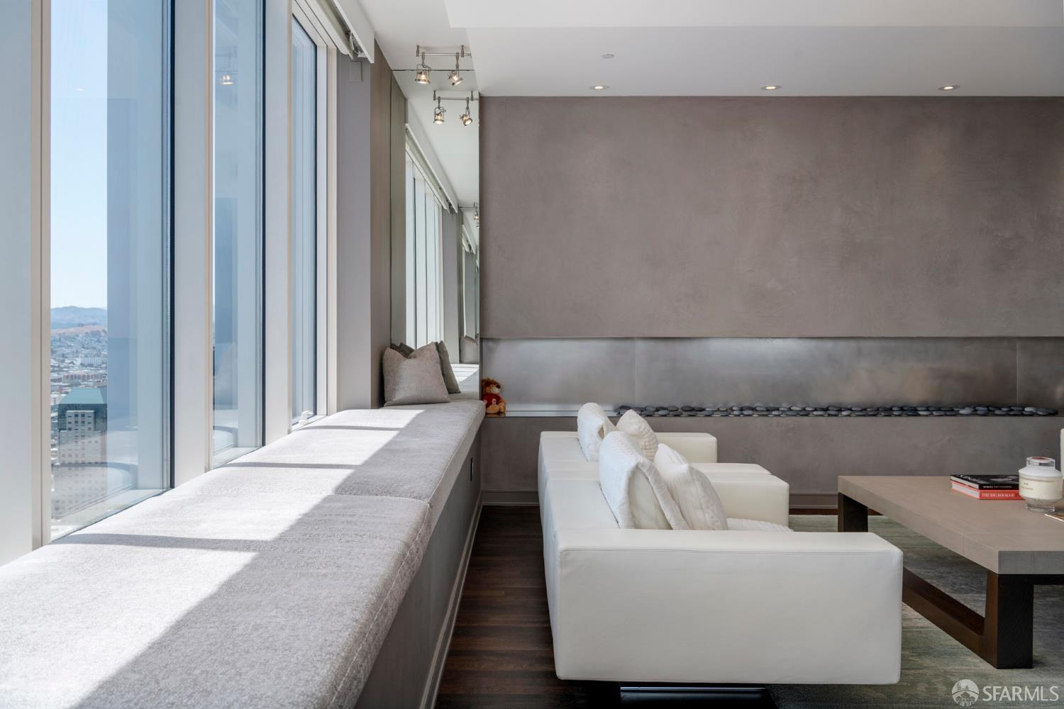 301 Mission Street # 43D