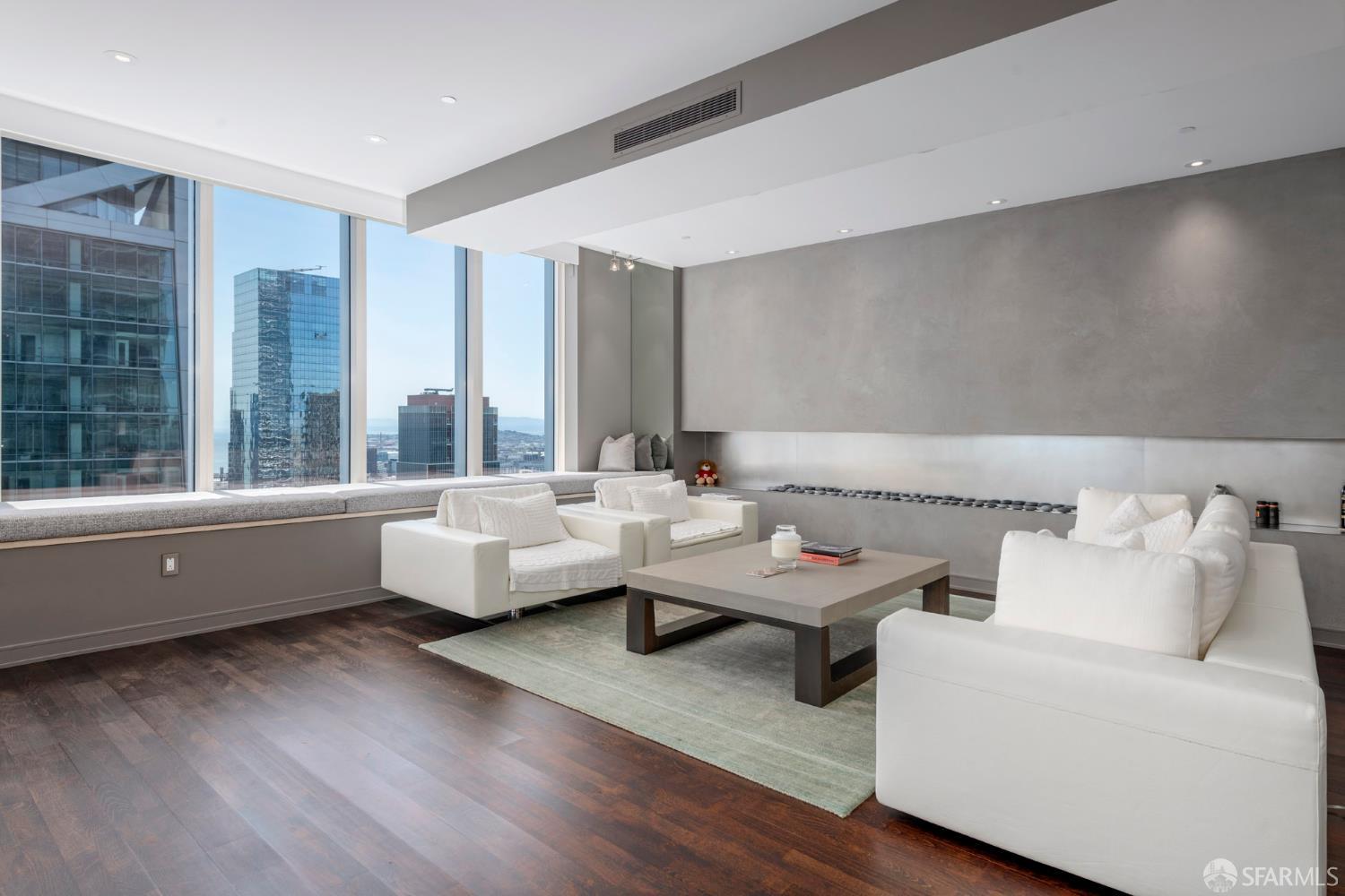 301 Mission Street # 43D